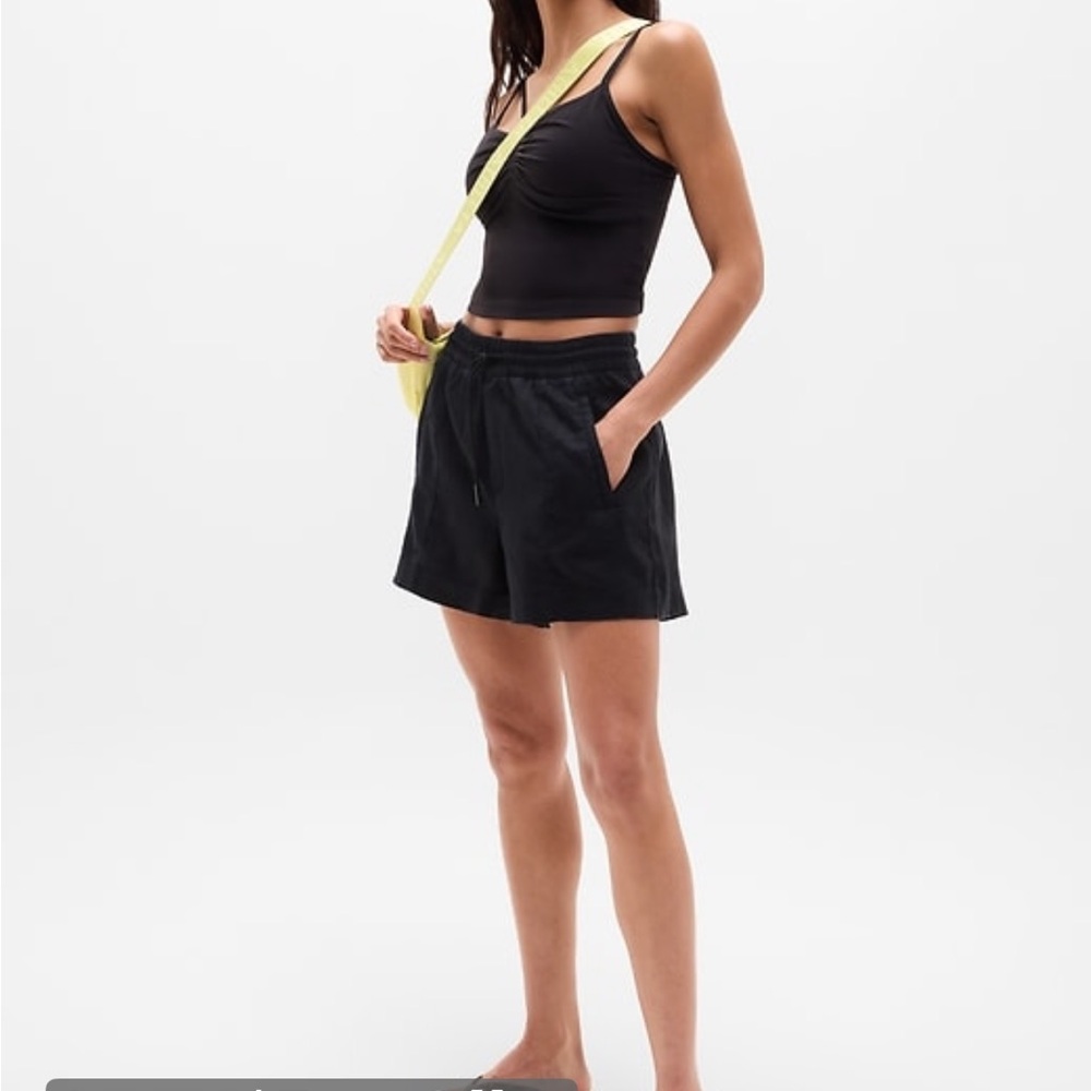 Athleta Retreat linen Shorts